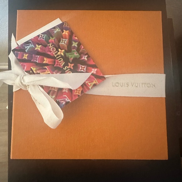 Louis Vuitton belt - Picture 13 of 14